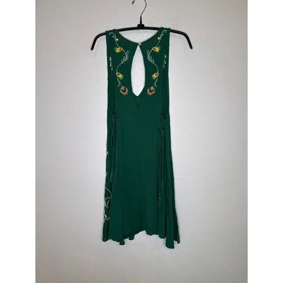Free People Intimately Embroidered Mini Sleevless Crepe Tunic Dress EUC Sz M - Picture 10 of 16